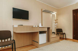 Гостиница Дилижанс Чайковский Двухместный номер с 2 отдельными кроватями-1