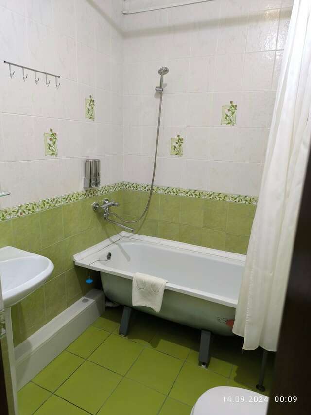 Гостиница Дилижанс Чайковский-153