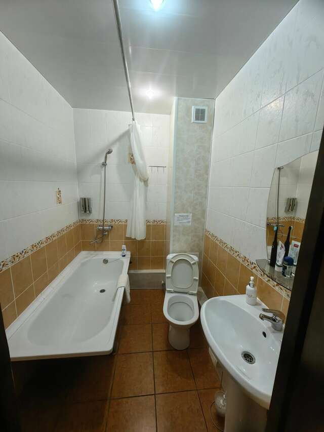 Гостиница Дилижанс Чайковский-177